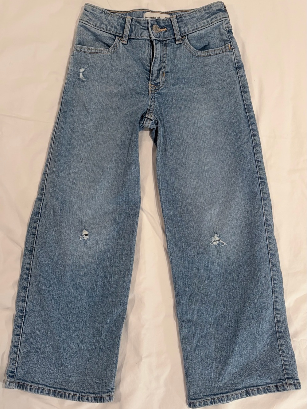 Abercrombie Kids Hi-Rise Wide Leg Jeans w/Distressed Details sz 7-8 EUC